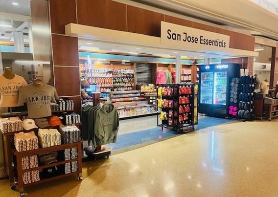 San José Essentials (Gate 26)