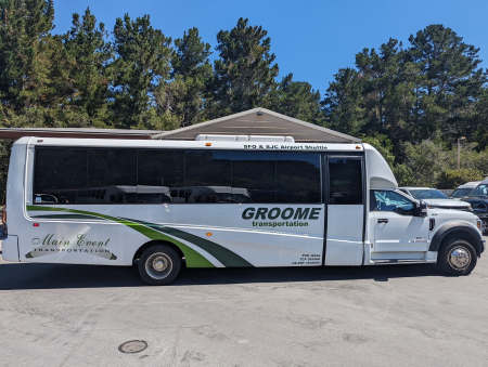Groome Transportation